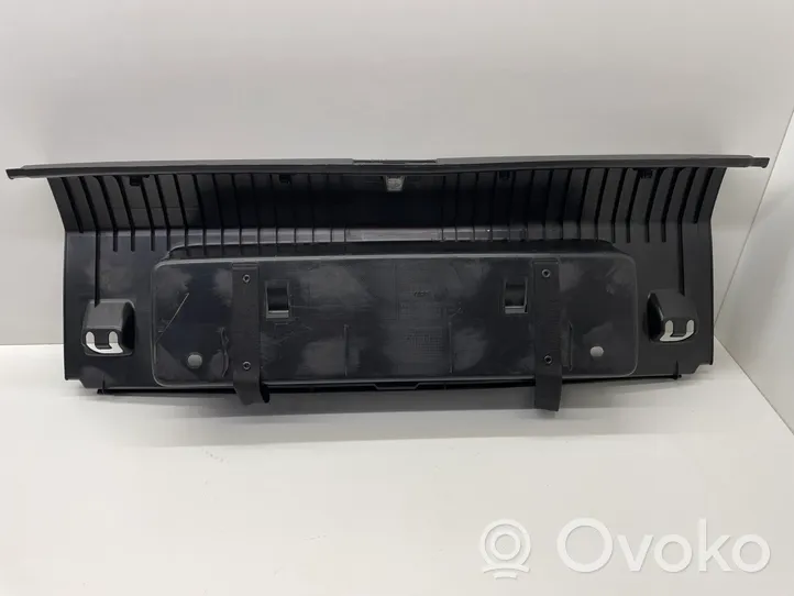 Volkswagen Jetta V Trunk/boot sill cover protection 1K5863485