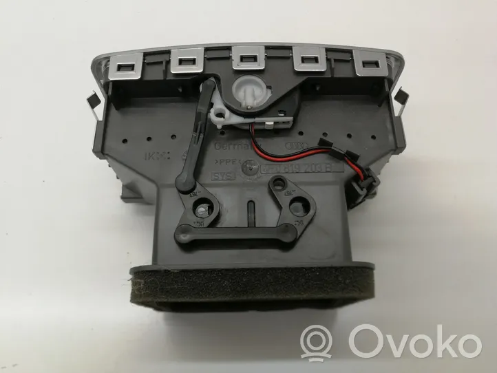 Audi A6 S6 C6 4F Rejilla de ventilación trasera 4F0819203B