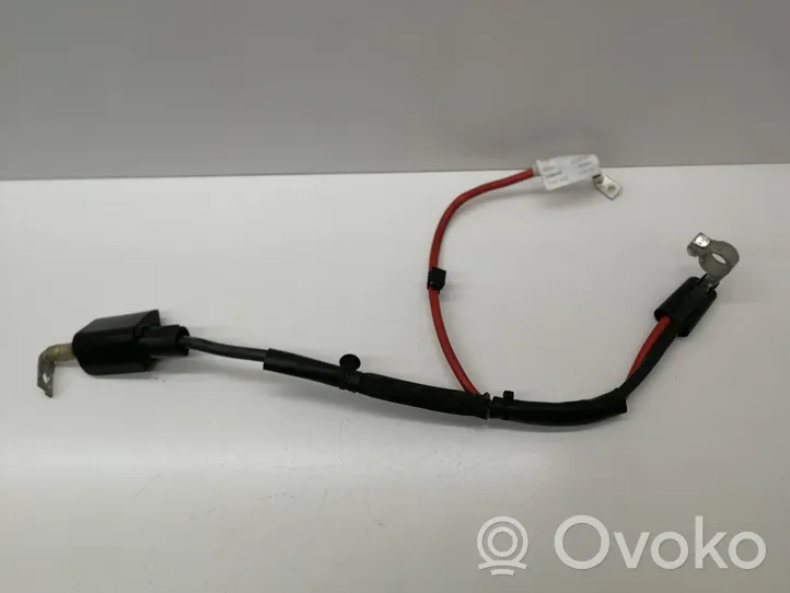 Volkswagen PASSAT B8 Câble de batterie positif 5Q0971228K