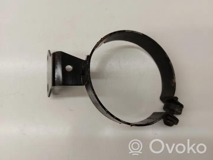 Audi A4 S4 B8 8K Supporto di montaggio della pompa del servosterzo 8K0422162L