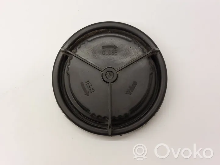 Volkswagen Eos Osłona żarówki lampy przedniej 89390686