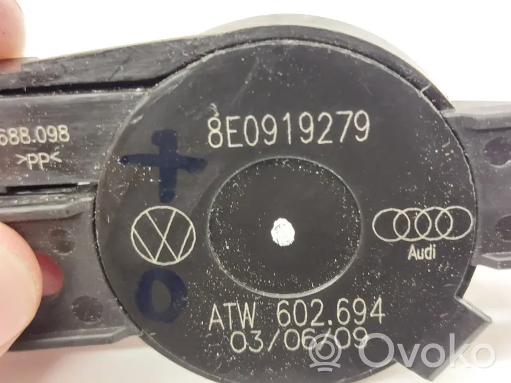 Volkswagen Eos Warntongeber Lautsprecher Einparkhilfe Parktronic PDC 8E0919279