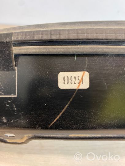 Toyota RAV 4 (XA50) Alerón del maletero ventana trasera 