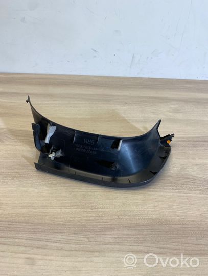 Toyota Auris E180 Rivestimento laterale del portellone posteriore/bagagliaio 6793702060