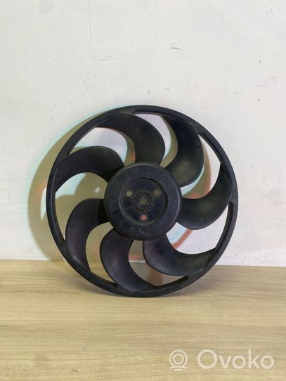 Opel Zafira B Fan impeller 3136613312