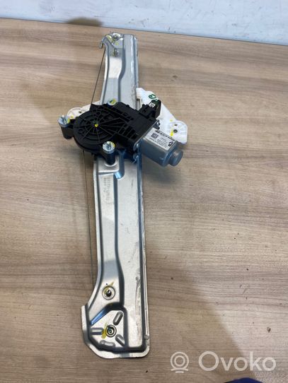 Hyundai Tucson IV NX4 Front door window regulator motor 82450n7010