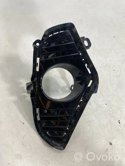 Toyota RAV 4 (XA50) Pretmiglas luktura dekoratīvais režģis 5212742220