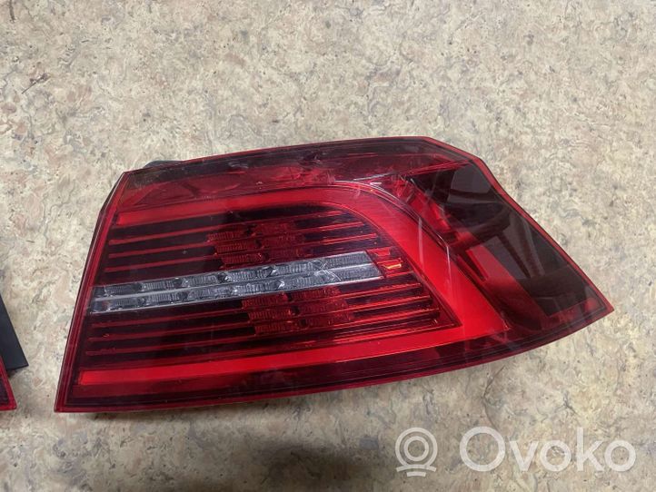 Volkswagen PASSAT B8 Rear/tail lights set 3G5945307J