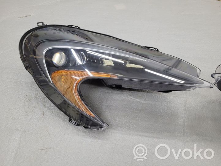 McLaren 650S Lampy przednie / Komplet 11A8397RP