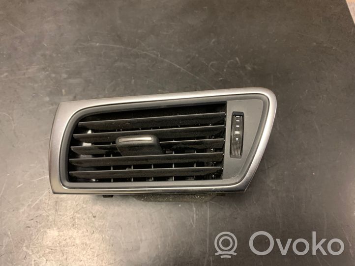 Audi A7 S7 4G Garniture, panneau de grille d'aération latérale 4G8820902