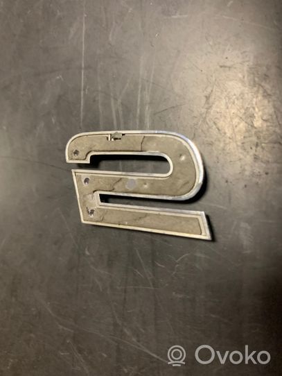 Audi A5 8T 8F Logo, emblème de fabricant 