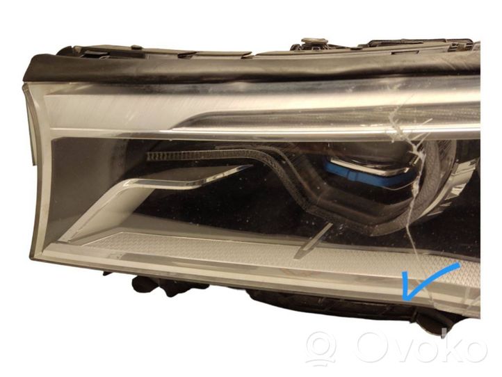 BMW 7 G11 G12 Lampa przednia 7408723