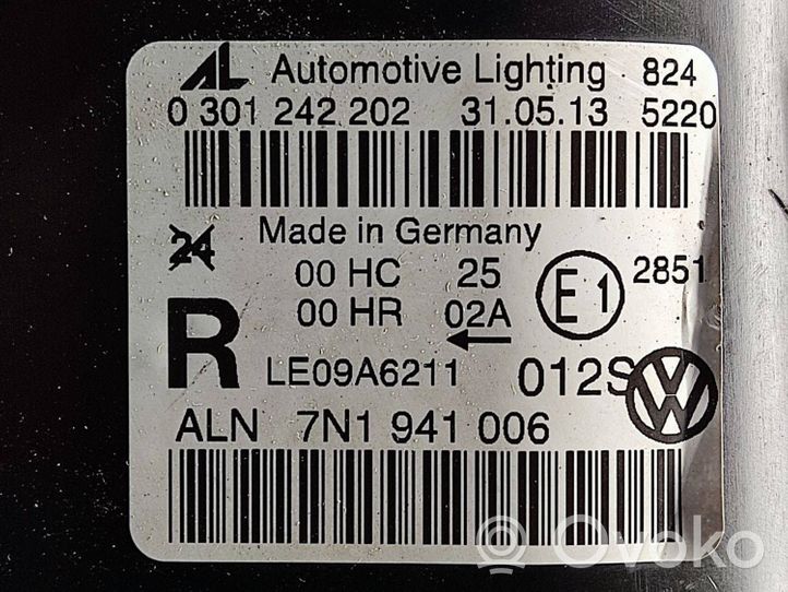 Volkswagen Sharan Lampa przednia 7N1941006