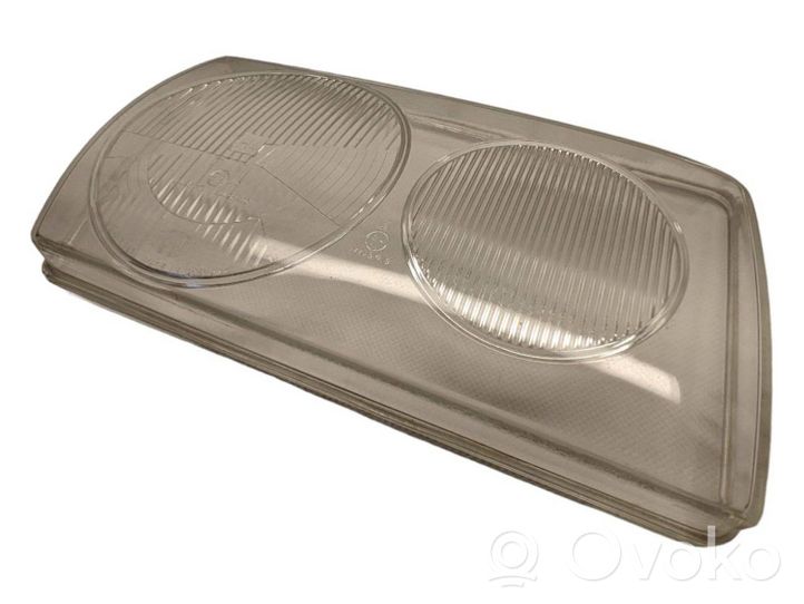 Mercedes-Benz W123 Couvercle de lentille de phare 24425R19