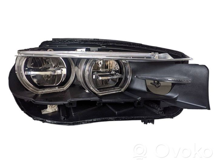 BMW X5 F15 Lampa przednia 7471348