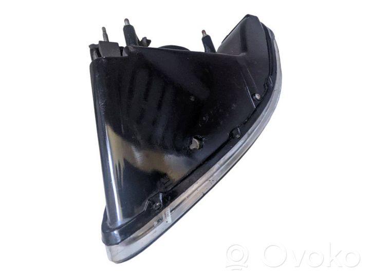 Chrysler Voyager Lampa przednia 083331110R