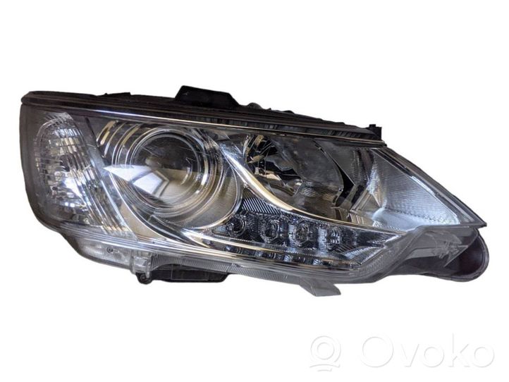 Toyota Camry Faro delantero/faro principal 8114533891