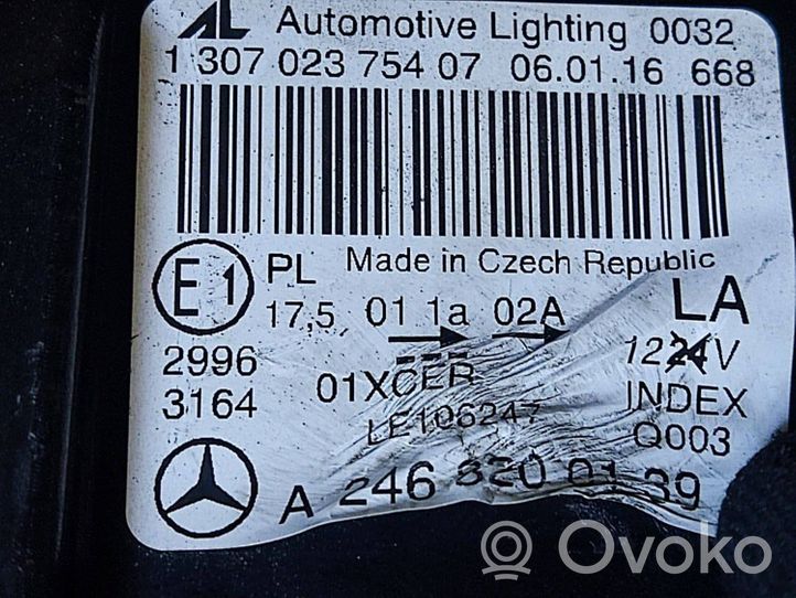 Mercedes-Benz B W246 W242 Phare frontale A2468200139