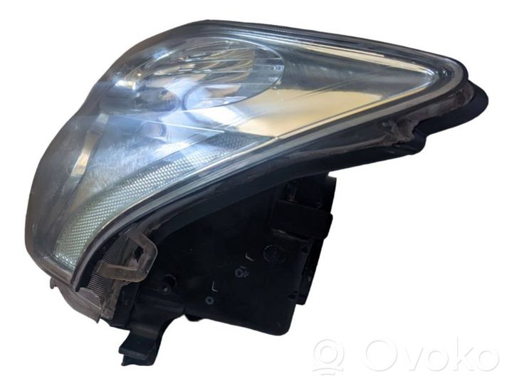 Lexus RX 330 - 350 - 400H Lampa przednia 8118548240