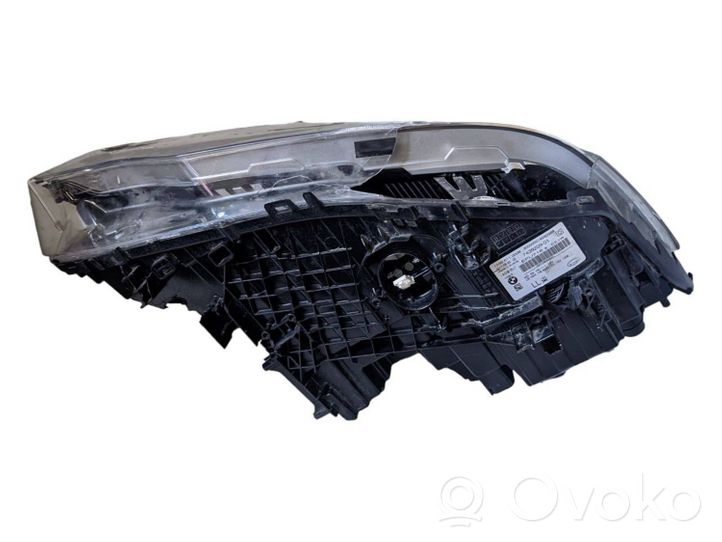 BMW 5 G30 G31 Передняя фара 7439209