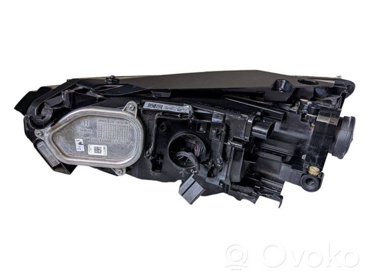 Volkswagen PASSAT B8 Lampa przednia 3G1941082C