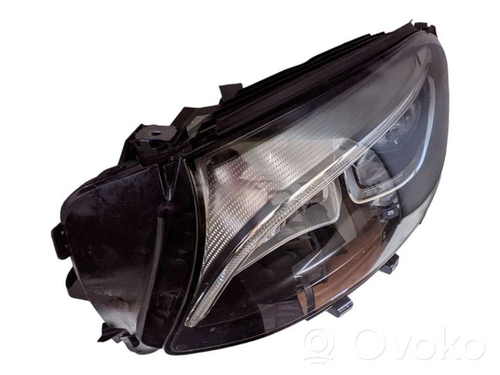 Mercedes-Benz GLC X253 C253 Lampa przednia A2539065101