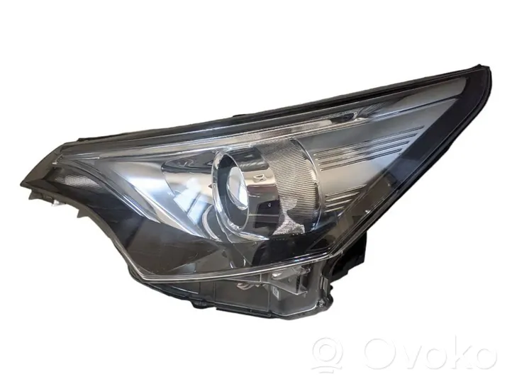 Toyota Avensis T270 Phare frontale 8113005380