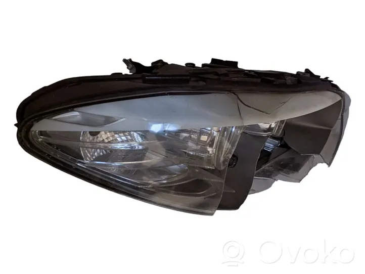 BMW 5 F10 F11 Lampa przednia A8720324012