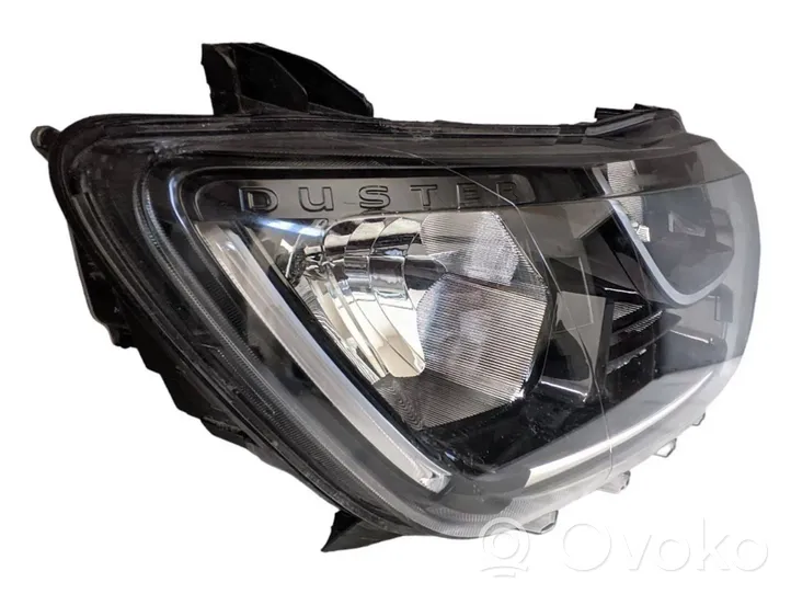 Dacia Duster Lampa przednia 260101133R