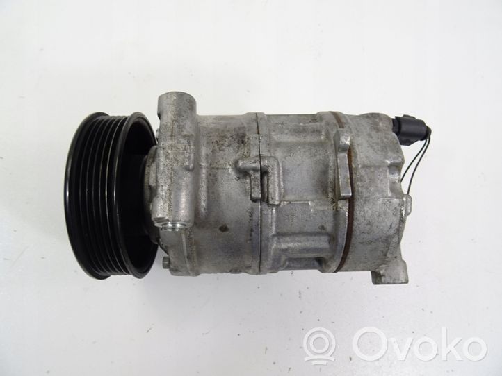 Volkswagen T-Roc Ilmastointilaitteen kompressorin pumppu (A/C) 5Q0816803D