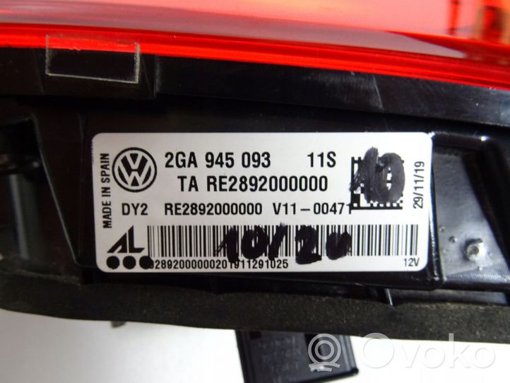 Volkswagen T-Roc Lampy tylnej klapy bagażnika 2GA945093