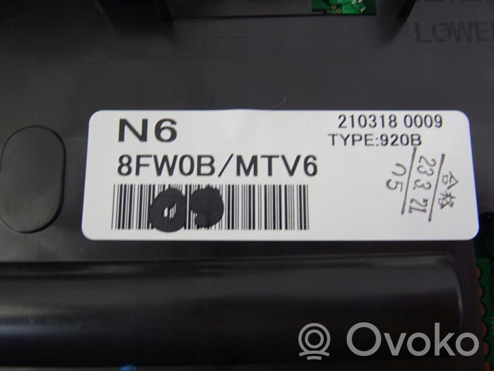 Nissan X-Trail T32 Licznik / Prędkościomierz 8FWOBMTV6