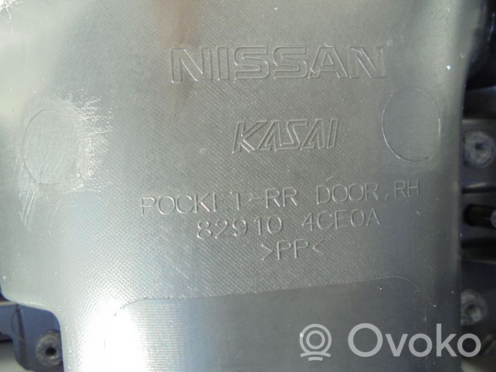 Nissan X-Trail T32 Garniture panneau de porte arrière 829764CE0A