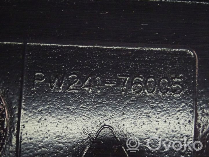 Lexus UX Työkalupakki PW24176005