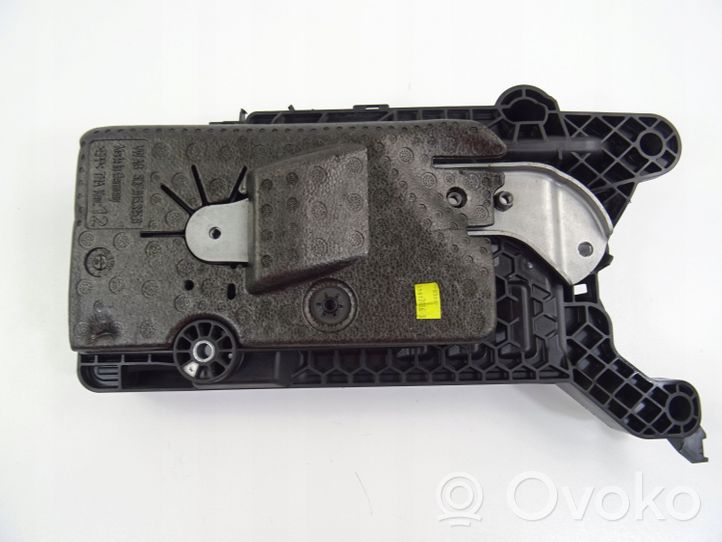 Volkswagen Touran III Boîte de batterie 5QF915325B