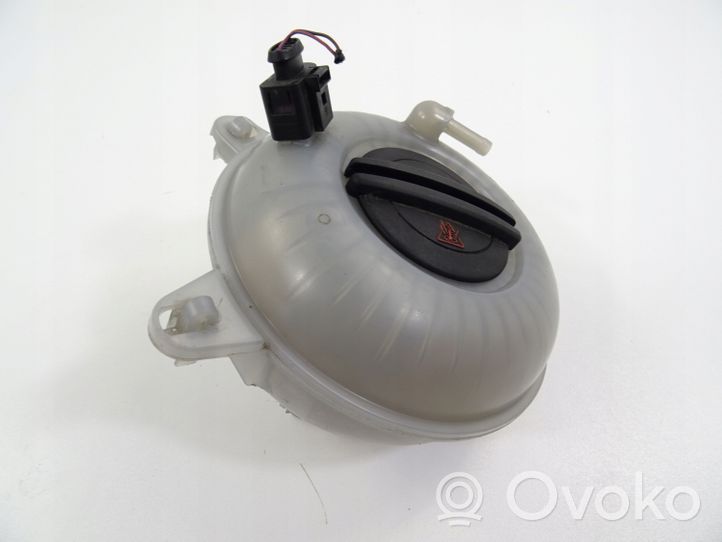 Volkswagen Touran III Vase d'expansion / réservoir de liquide de refroidissement 5Q0121407G