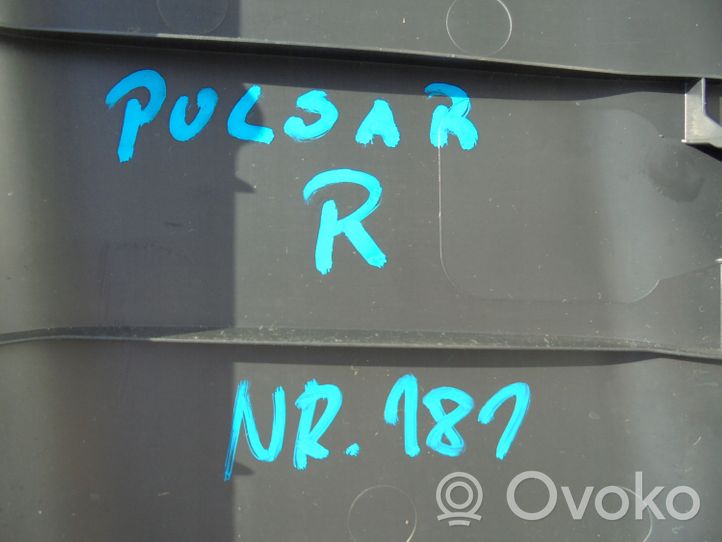 Nissan Pulsar (B) Revêtement de pilier (bas) 769153ZL0A