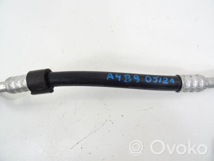 Audi A4 S4 B9 Tuyau de climatisation 8W1816740