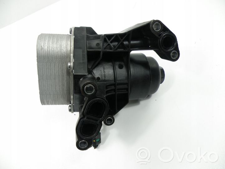 Audi Q3 8U Supporto di montaggio del filtro dell’olio 03N115389B