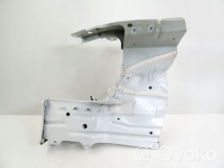 Audi Q3 F3 Longherone lato anteriore 