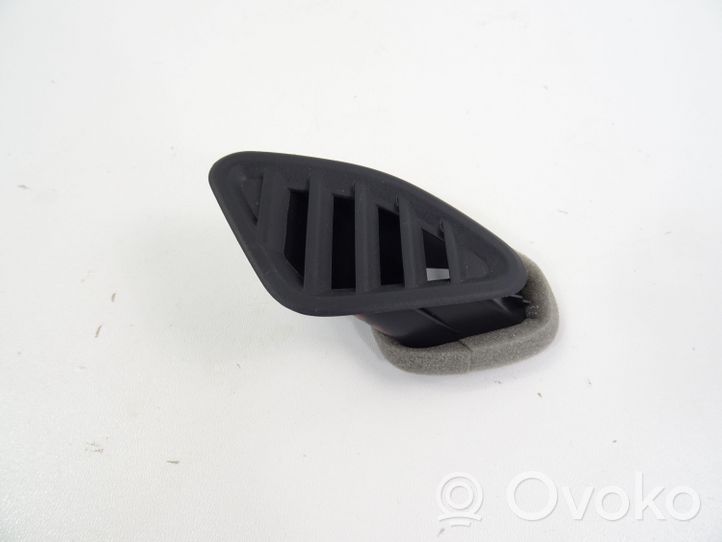 Nissan Juke II F16 Copertura griglia di ventilazione laterale cruscotto 687416PA0A