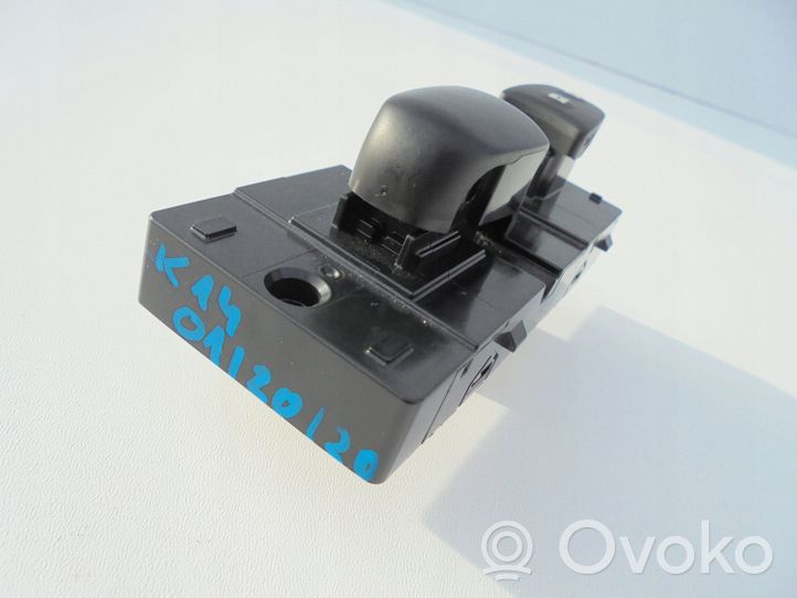 Nissan Micra K14 Electric window control switch 