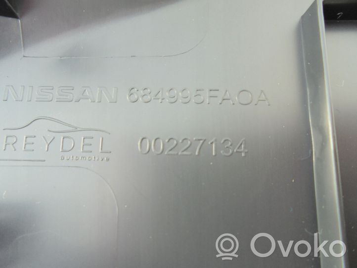 Nissan Micra K14 Kojelaudan sivupäätyverhoilu 684995FAOA
