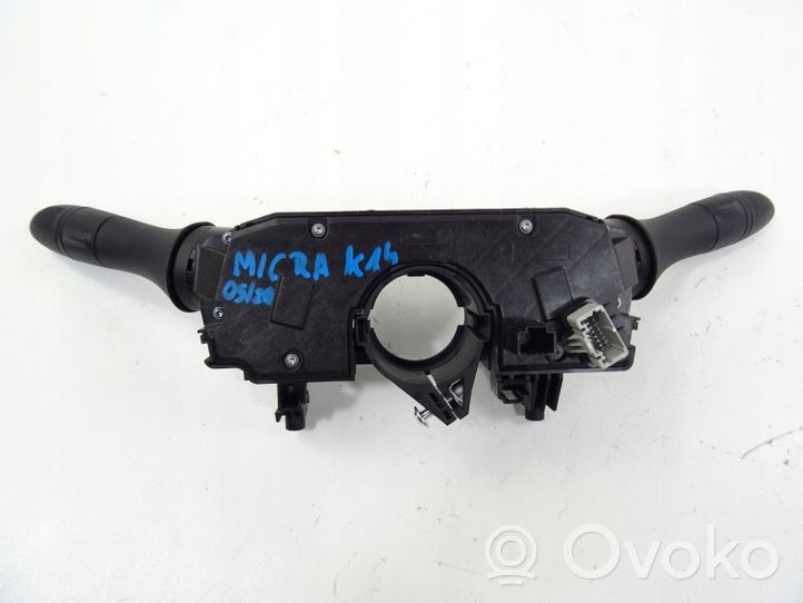 Nissan Micra K14 Leva/interruttore dell’indicatore di direzione e tergicristallo 10136506