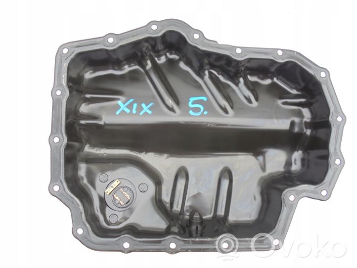 Volkswagen Golf VII Oil sump 04E103600B