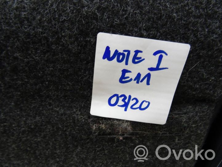 Nissan Note (E11) Antra eilė sėdynių 