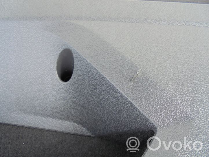 Volkswagen Tiguan Rivestimento del pannello della portiera posteriore 5NA867212K