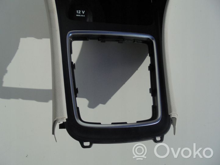 Mercedes-Benz B W246 W242 Panel klimatyzacji A1766800150