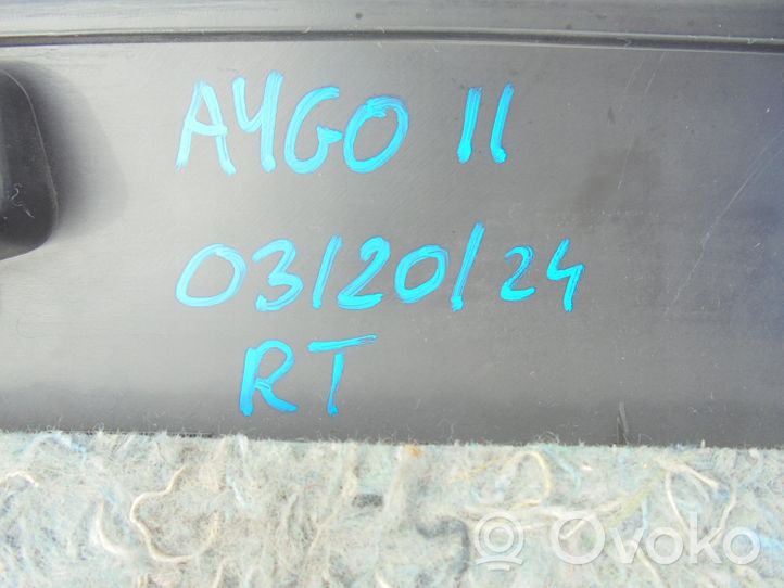 Toyota Aygo AB40 Drzwi tylne 676300H020
