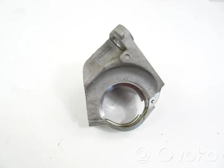 Nissan Qashqai J12 Staffa del cuscinetto di supporto dell’albero di trasmissione 397743238R